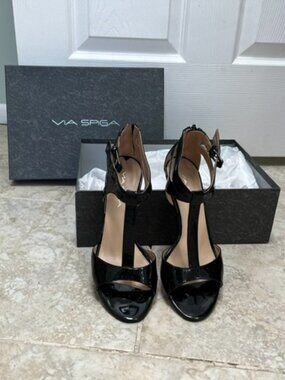 Via Spiga Ankle Strap Black Patent Sandal Size 7